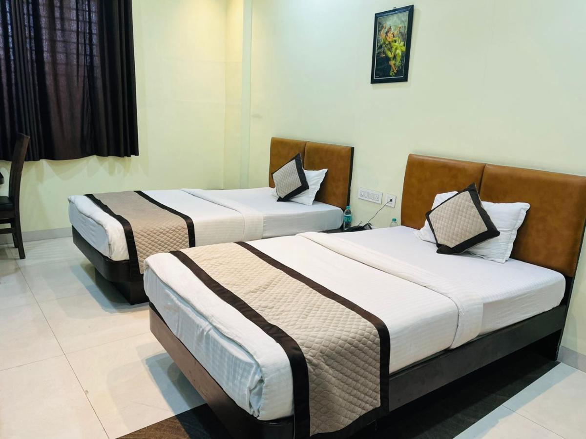 Jmc Hotel Lavish Akolia Exterior photo