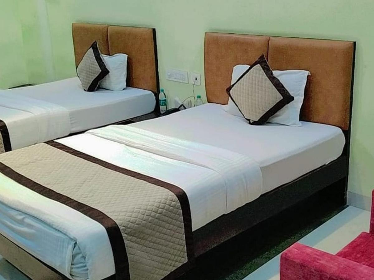 Jmc Hotel Lavish Akolia Exterior photo